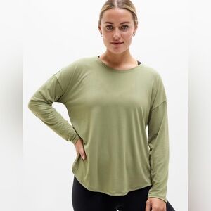 Athleta Move With Ease Top Eucalyptus Green Women's Long Sleeve Shirt LT Large